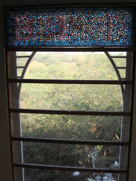 <Bind (Window), 2011