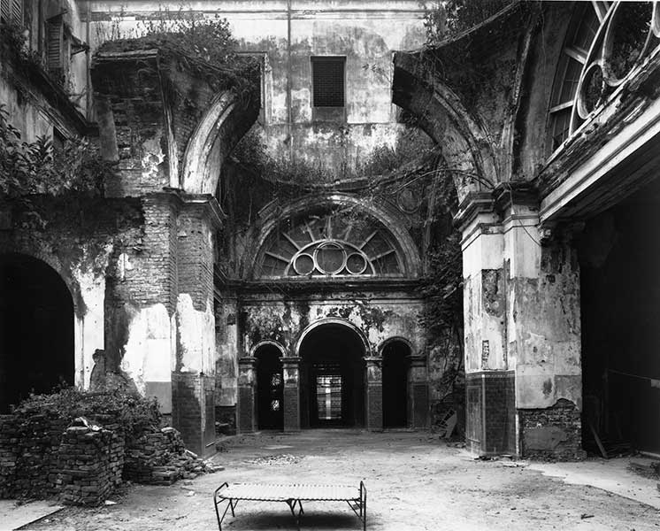 Currency Building Interior, Calcutta, 2006