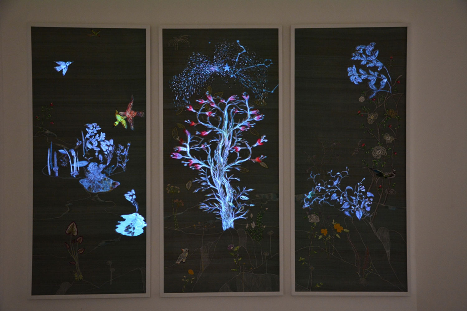 <Light Threads , 2015