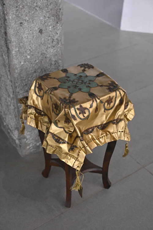 <Who made this cloth….,  2026
